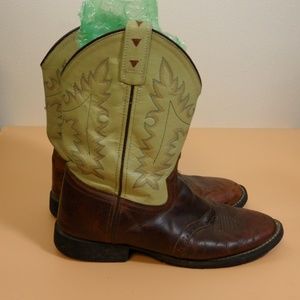 Old West Round Toe Comfort  Cowboy Boot Big 7 Wm 9